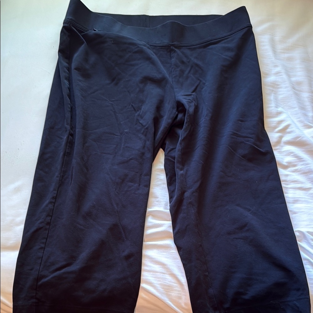 Land’s End Starfish Cut Black Leggings